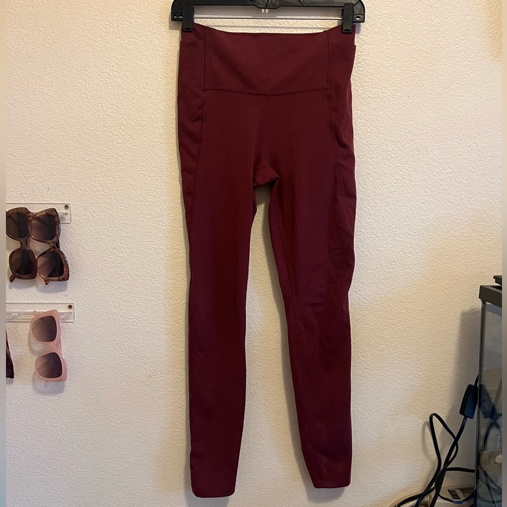 Maroon leggings